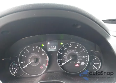 2011 Subaru Outback 3.6R Limited z USA, uszkodzony, nr VIN 4S4BRDKC3B2327900